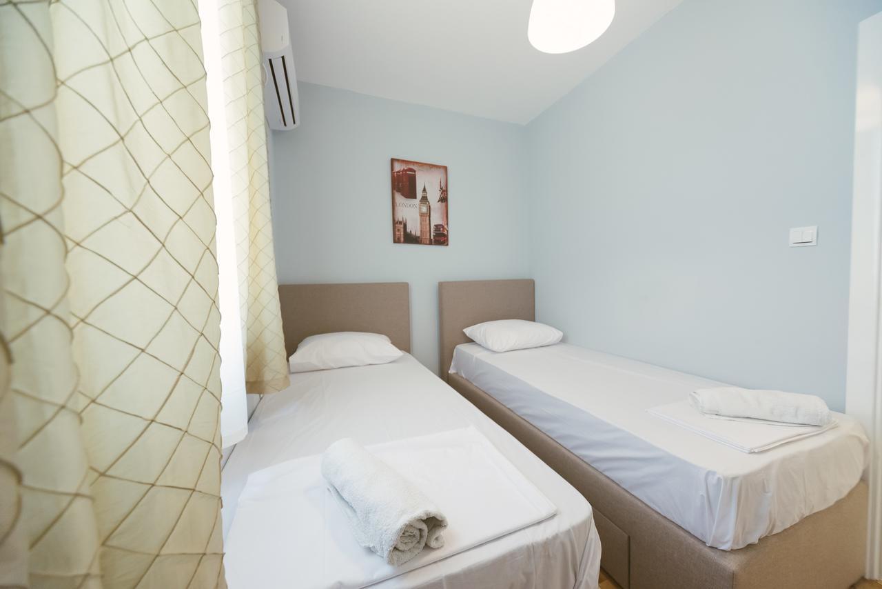 Apartment Luxury Explorer Подгорица Екстериор снимка